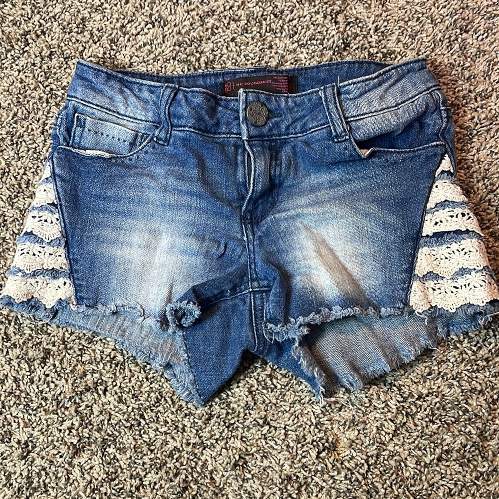 NOBO Juniors jean shorts short shorts with lace sides size 1 - see flaws